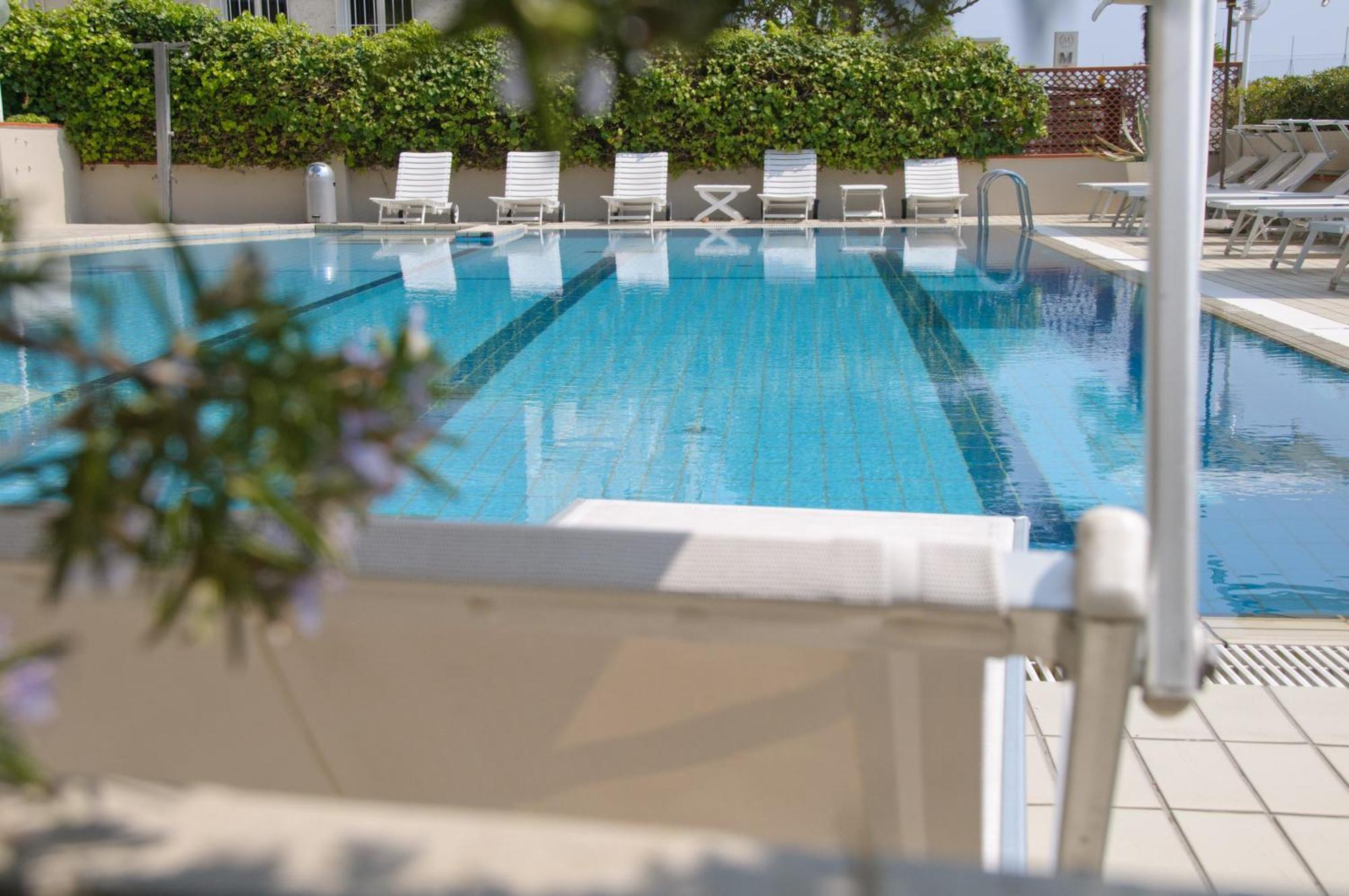 Hotel Trionfal Milano Marittima Zewnętrze zdjęcie