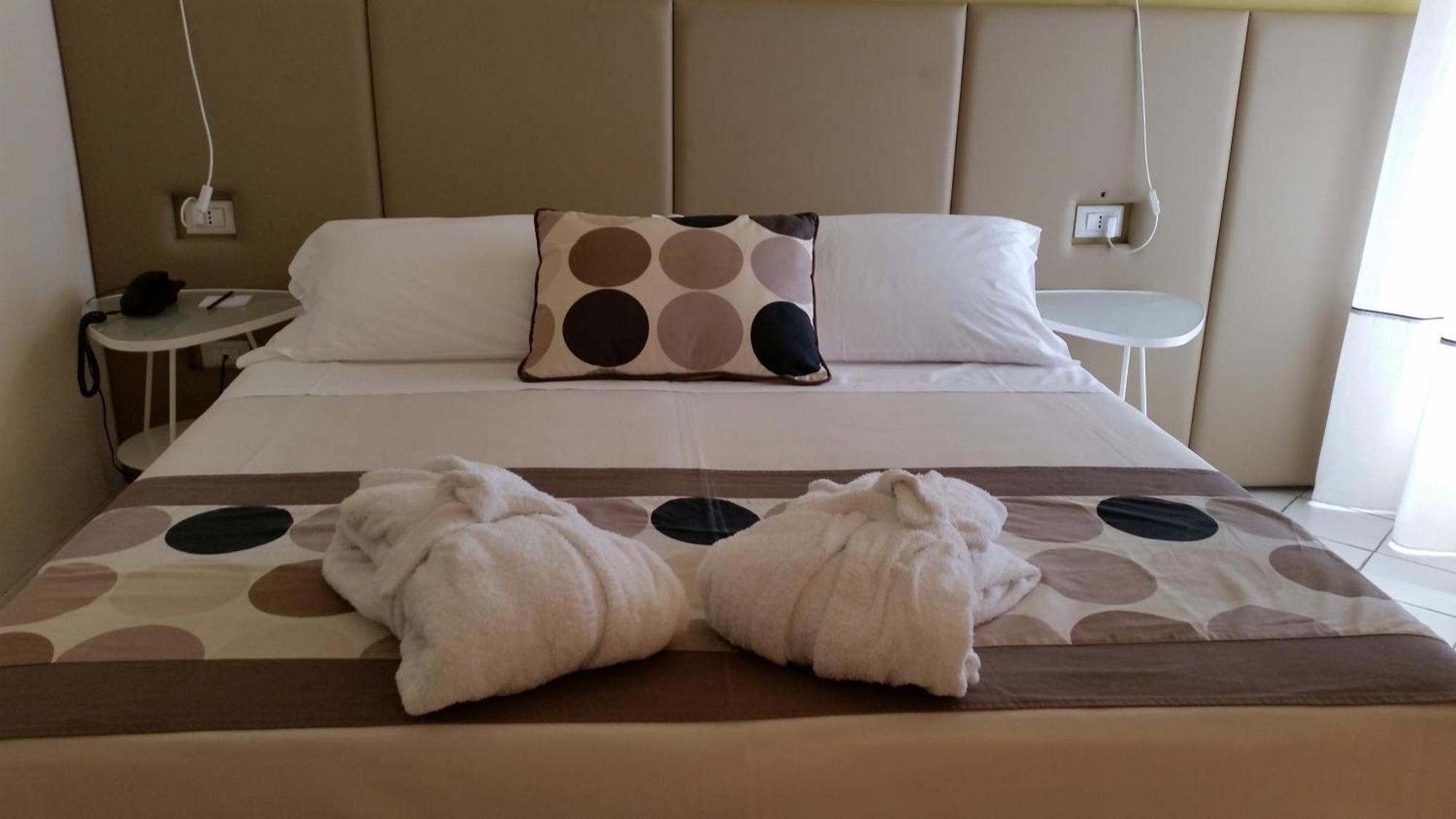 Hotel Trionfal Milano Marittima Zewnętrze zdjęcie