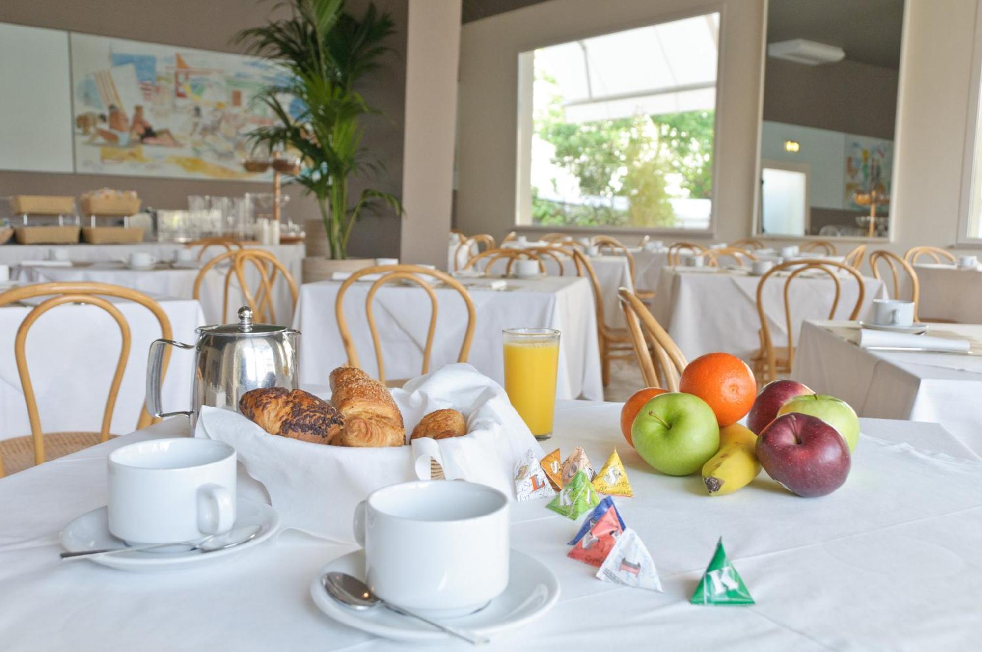 Hotel Trionfal Milano Marittima Zewnętrze zdjęcie