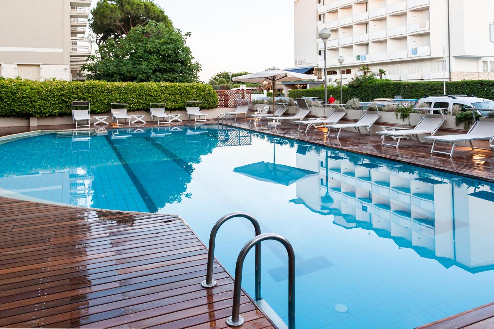 Hotel Trionfal Milano Marittima Zewnętrze zdjęcie