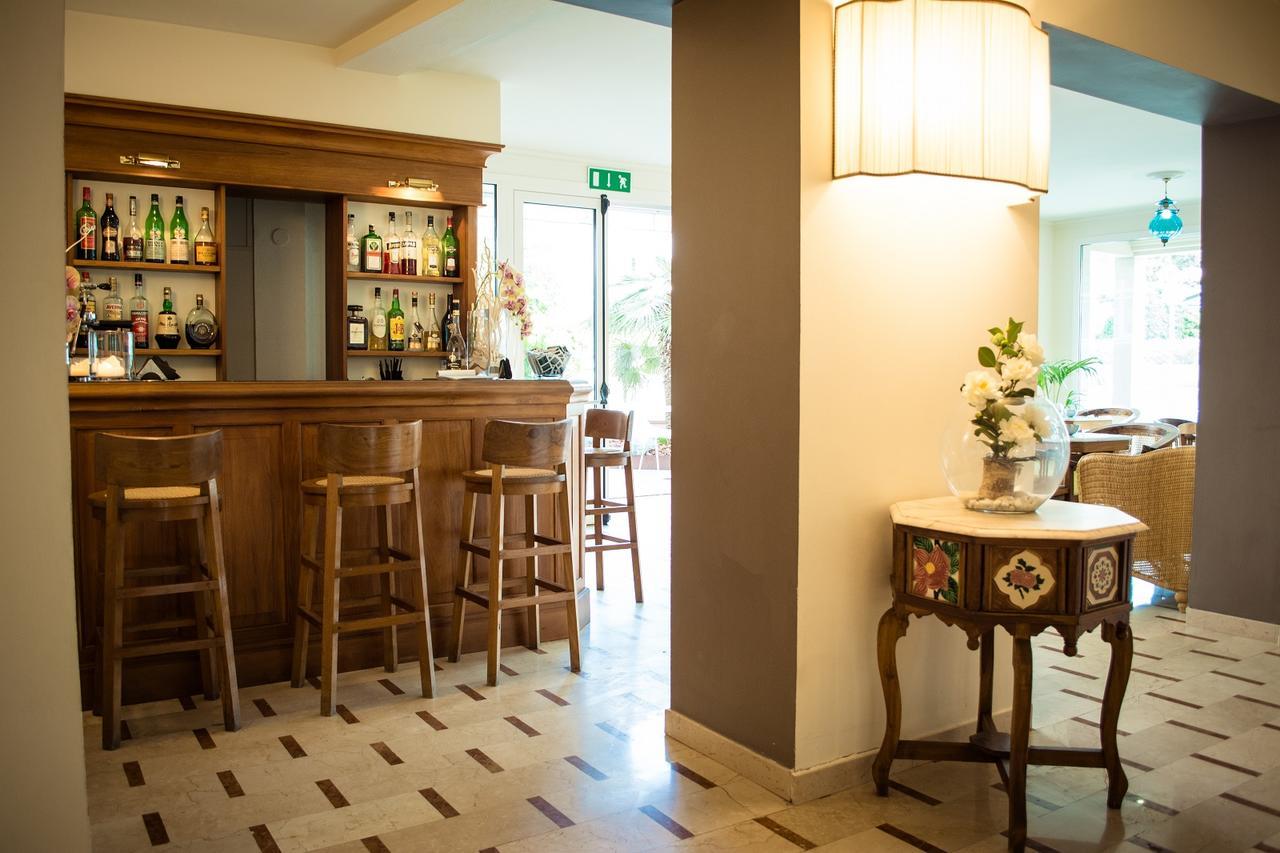 Hotel Trionfal Milano Marittima Zewnętrze zdjęcie