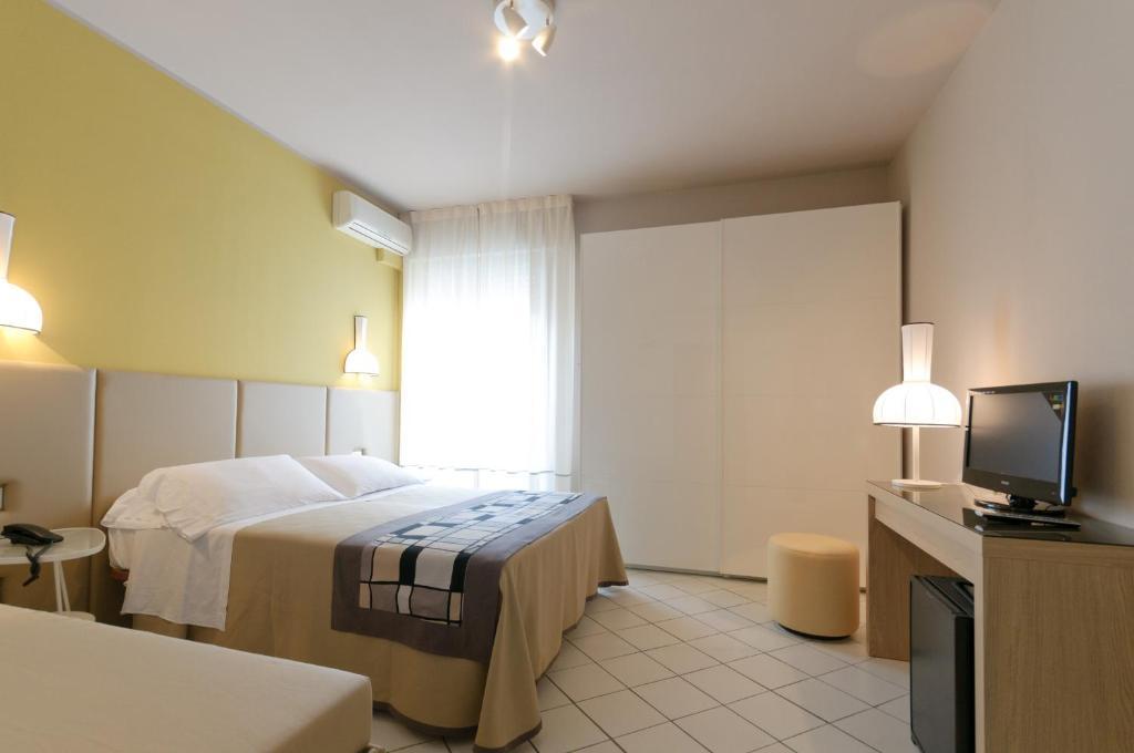 Hotel Trionfal Milano Marittima Pokój zdjęcie